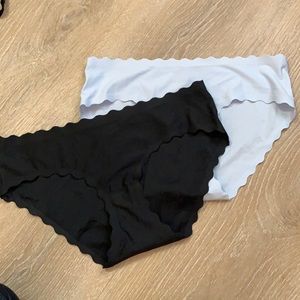 Bundle two panties